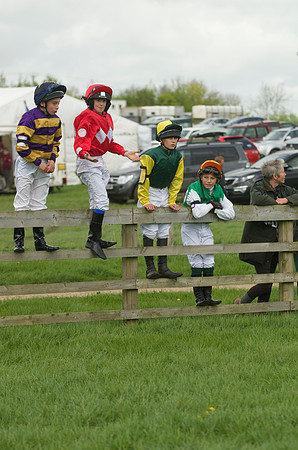 Pony Race - 1   20
