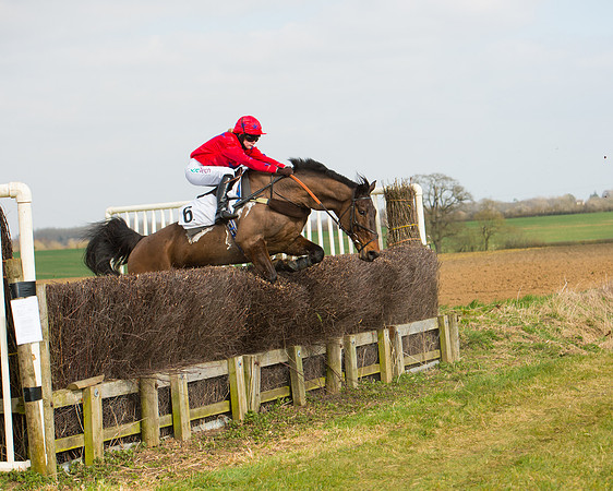 Race 2 - COnfined Hunts race (100 of 144).jpg