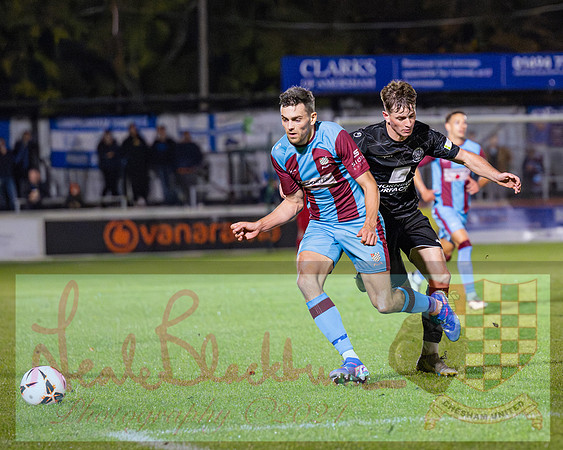 Chesham Utd 3 v 1 Chippenham Town (151 of 416)