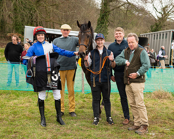 Race 5 - The Ineos Home Counties Grand National (98 of 133)