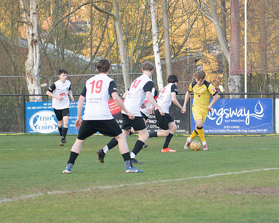 Game 1 - Kings Langley 0 v 3 Young Generals (16 of 259)-Enhanced-NR