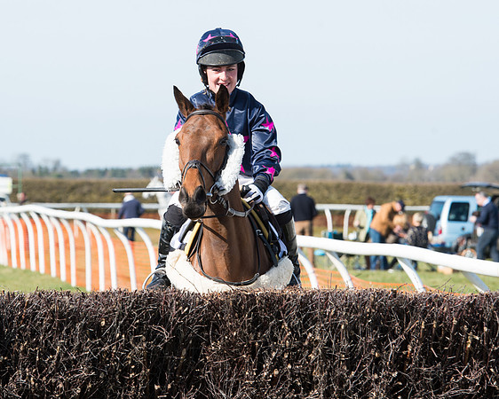 Race 2 - Open Maiden Div 2 (47 of 124).jpg