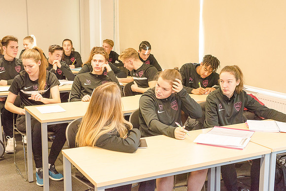 edsv Academy - Classroom (3 of 68)