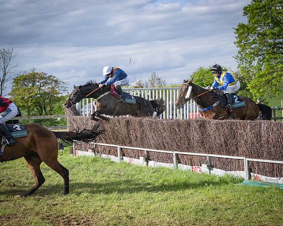 Race 7 - Walnut Hill PPORA club members maiden (47 of 104)