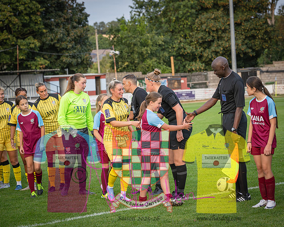 Chesham United 1 v 7 QPR (76 of 579)