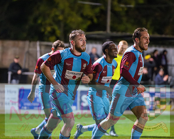Chesham Utd 3 v 1 Chippenham Town (354 of 416)