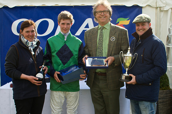 Kimblewick at Kimble Restricted Race