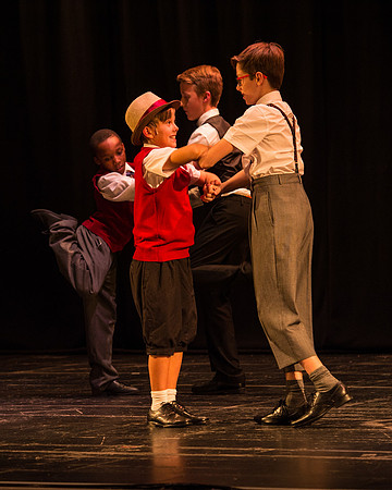 Singing in th Rain -  Thursday - Act 1  (35 of 360)