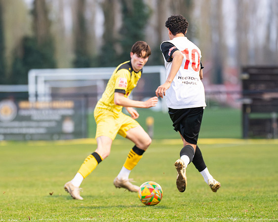 Game 1 - Kings Langley 0 v 3 Young Generals (180 of 259)-Enhanced-NR
