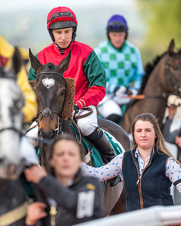 Race 2  -  Intermediate Point to Point Hunters' Steeple Chase (54 of 277)