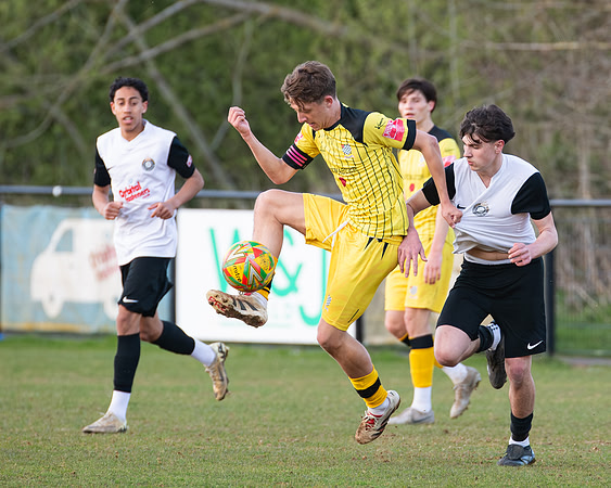 Game 1 - Kings Langley 0 v 3 Young Generals (40 of 259)-Enhanced-NR