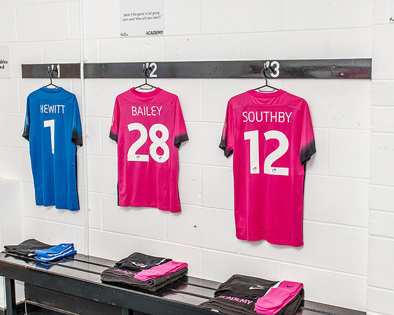 EDSV Academy Branding (24 of 39)