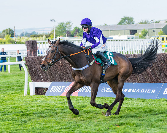 Race 1 - The open Hunter chase  (72 of 95)