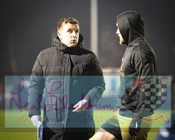 Chippenham Town 2 v Chesham Utd 0 (16 of 320)