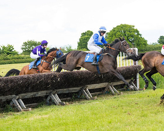 Race 5 - Restricted  (48 of 136)
