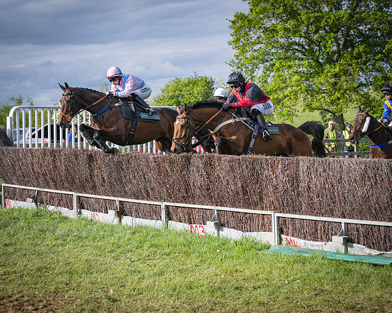 Race 7 - Walnut Hill PPORA club members maiden (11 of 104)