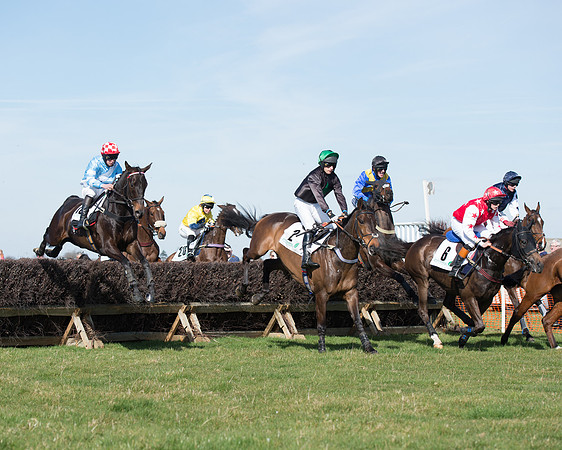 Race 1 - Open Maiden Div 1 (44 of 88).jpg