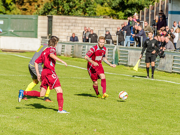 Chesham Utd 2 Staines Town 0 (13 of 79)