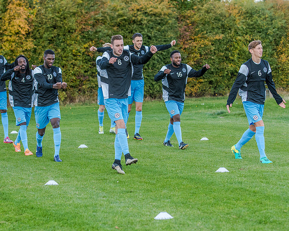 AFC Oaklands v Bengeo Trinity - Warm Up (28 of 109)