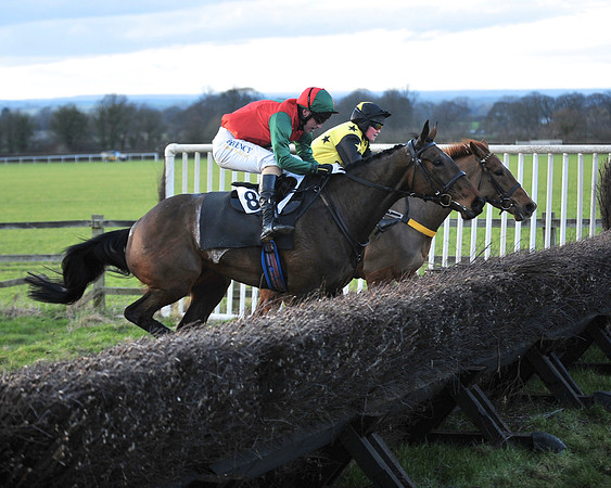 TVRC - Young Hose Maiden - Div 1