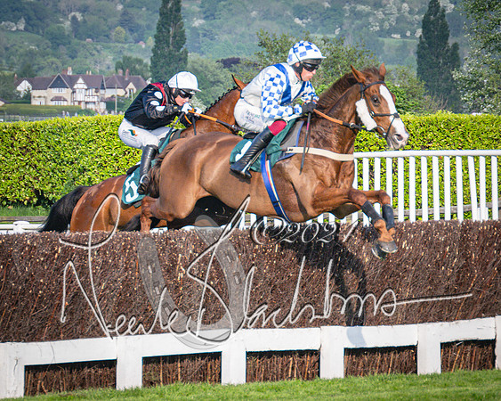 Race 4 - The Jonathan Neesom memorial open Hunter’s steeplechase 3m2f 70y (47 of 167)