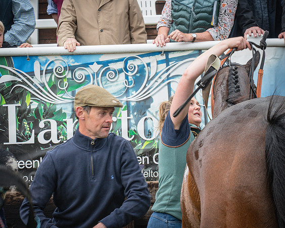 Race 6 - 2M4F Maiden (61 of 85)