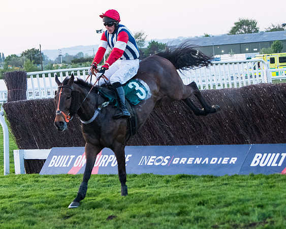 Race 7 - Glos Hussars  (156 of 245)