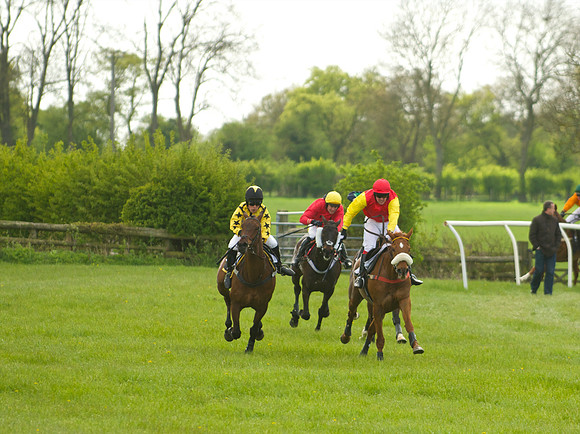 Kimblewick at Kimble Restricted Race