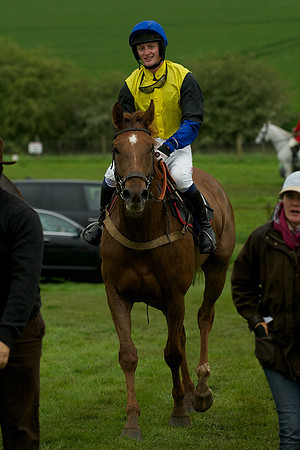 Race 7 - 2m4f Maiden 46