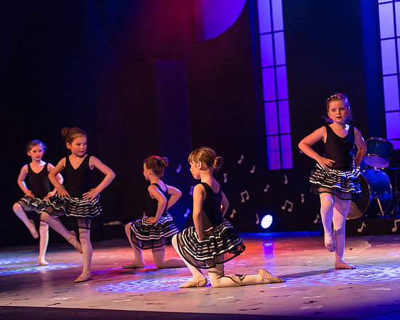 Maggie Monk - Act 1 - 5. Dance Of The Reed Flutes (1 of 59)