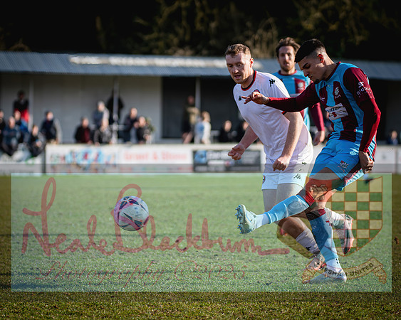 Chesham Utd 1 v Truro 4 (191 of 356)