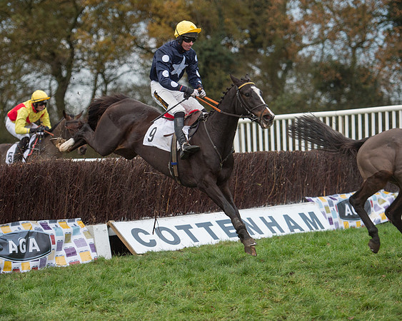Race 6 - 2m4f Maiden 24