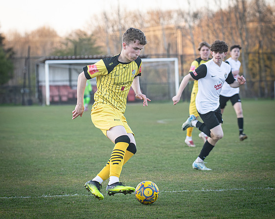 Game 1 - Kings Langley 0 v 3 Young Generals (12 of 259)-Enhanced-NR