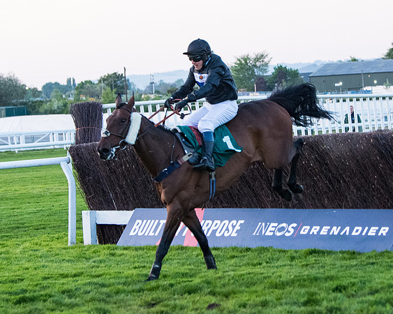 Race 7 - Glos Hussars  (144 of 245)