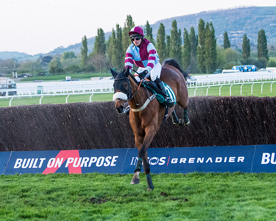 Race 7 - Glos Hussars  (128 of 245)