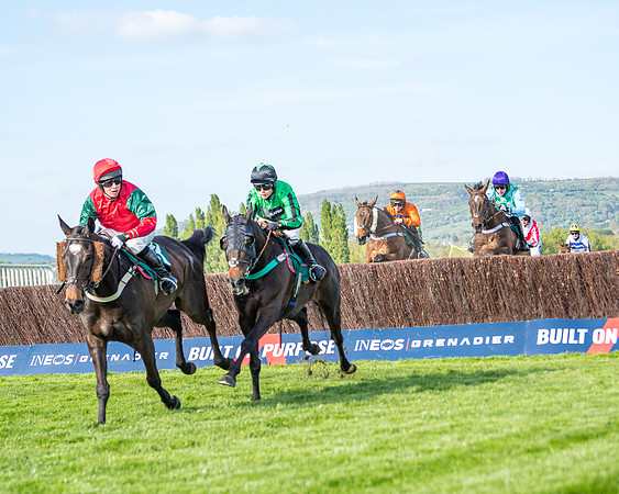 Race 2  -  Intermediate Point to Point Hunters' Steeple Chase (115 of 277)