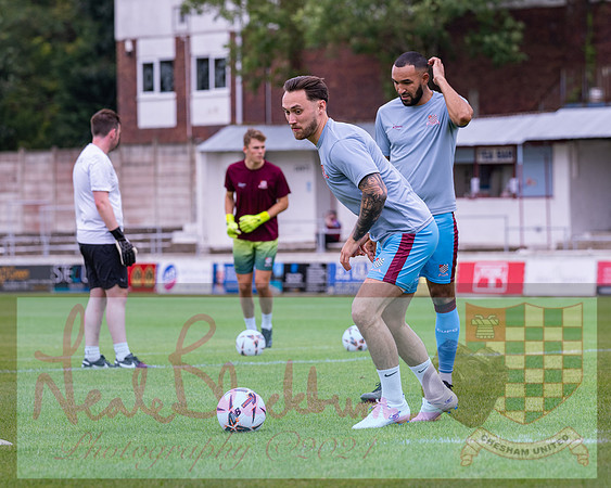 Chesham United v Brackley Town (13 of 259)