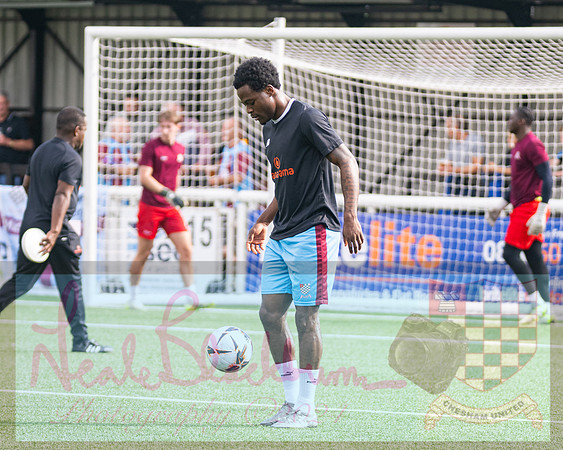Maidstone Utd 2 v Chesham Utd 2 (51 of 383)