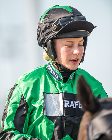 Race 2  -  Intermediate Point to Point Hunters' Steeple Chase (69 of 277)