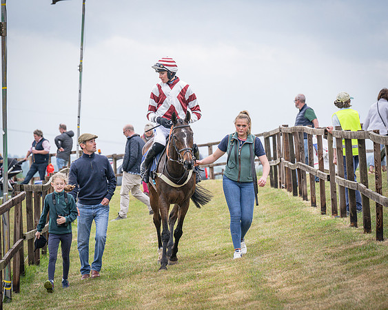 Race 6 - 2M4F Maiden (51 of 85)
