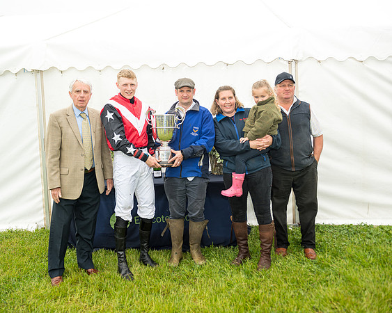 Race 1 - Hunt Members (127 of 132)
