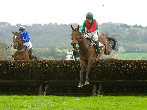 Kimblewick Point to Point at Kingston Blount Racecourse on Saturday 12th April 2014