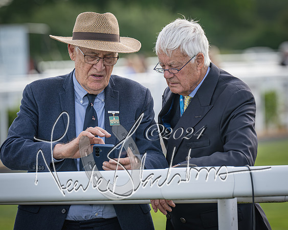 Race 3 - The pointtopoint.co.uk champion novices’ Hunter Chase (6 of 140)
