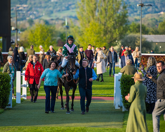 Race 5 - ITM Mares'  (89 of 181)