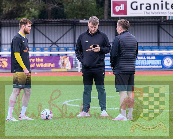 Enfield Town 2 v 3 Chesham United (5 of 489)