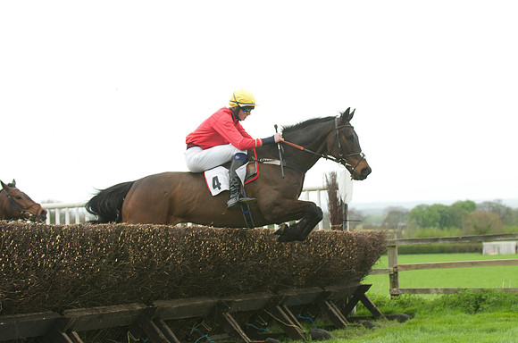 Kimblewick Hunts Point to Point at Kingston Blount Racecourse on Saturday 12th April 2014 Race 1 Confined Hunts Race.