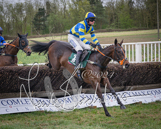 Race 7 - The Jockey Club maiden race for Mares and Fillies only (73 of 96)