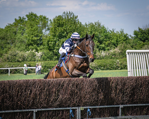 Race 1 The Bonners & Babbingtons South Midlands area conditions (14 of 73)