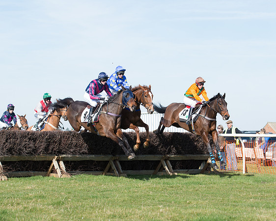 Race 2 - Open Maiden Div 2 (59 of 124).jpg