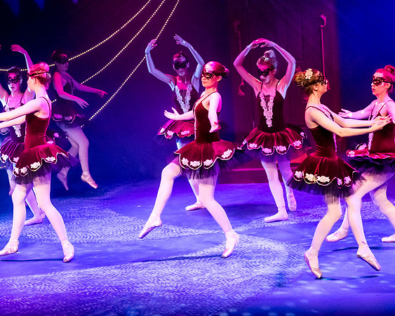 15 - Masquerade (38 of 118)